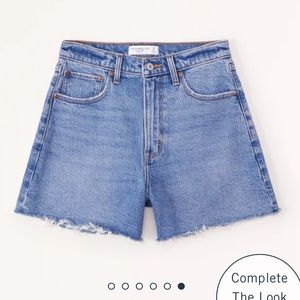 Abercrombie & Fitch High Rise Dad Short